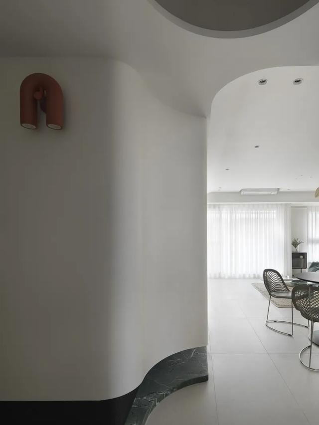 kaiyun开云网站当白色遇见弧线装修效果纯净唯美、颜值超高(图3)