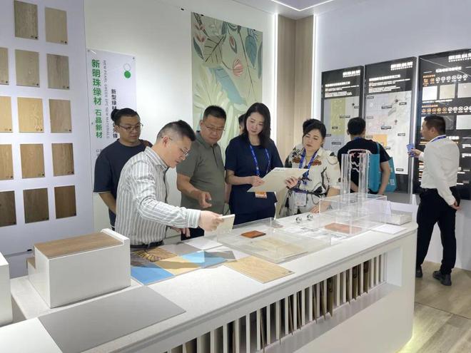 kaiyun体育官方网站更绿色、更高效、更具美感 CHCC2024冠珠瓷砖作“美好医院”新式提案(图5)