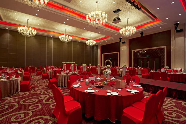 kaiyun体育官方网站西安宴会中心装修酒店宴会厅装修厅酒店(图2)